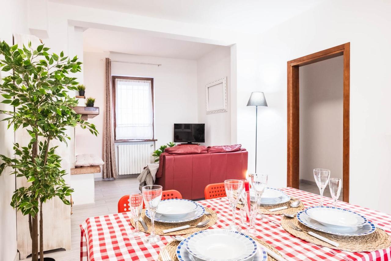デセンツァーノ・デル・ガルダCasa Dolce Casa Desenzano - 2 Passi Dal Lagoアパートメント エクステリア 写真