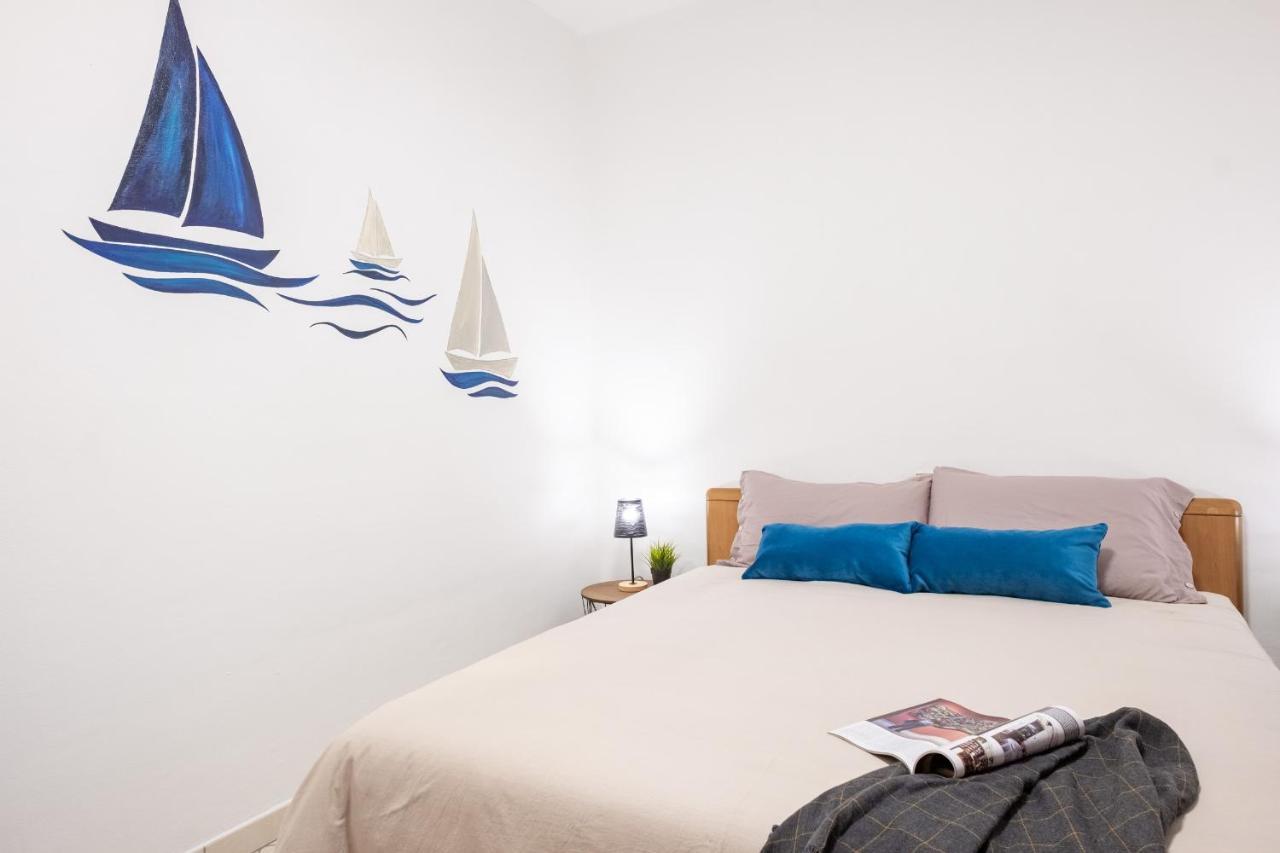 デセンツァーノ・デル・ガルダCasa Dolce Casa Desenzano - 2 Passi Dal Lagoアパートメント エクステリア 写真